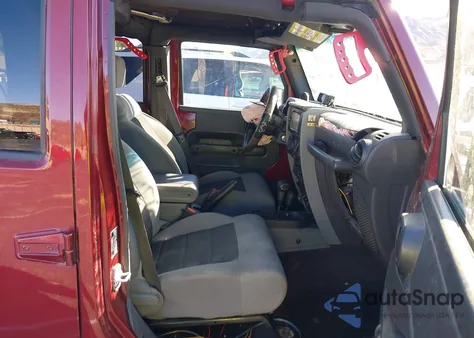 2008 Jeep Wrangler Unlimited X z USA, uszkodzony, nr VIN 1J4GA391X8L518369